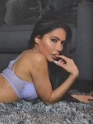 Lela Star